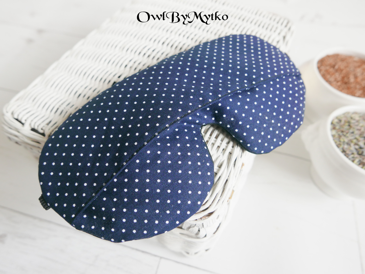 Dots on Navy Weighted Eyepatch – Washable Cover, Adjustable Sleep Mask, Aromatherapy with Lavender & Flaxseed - Image 2
