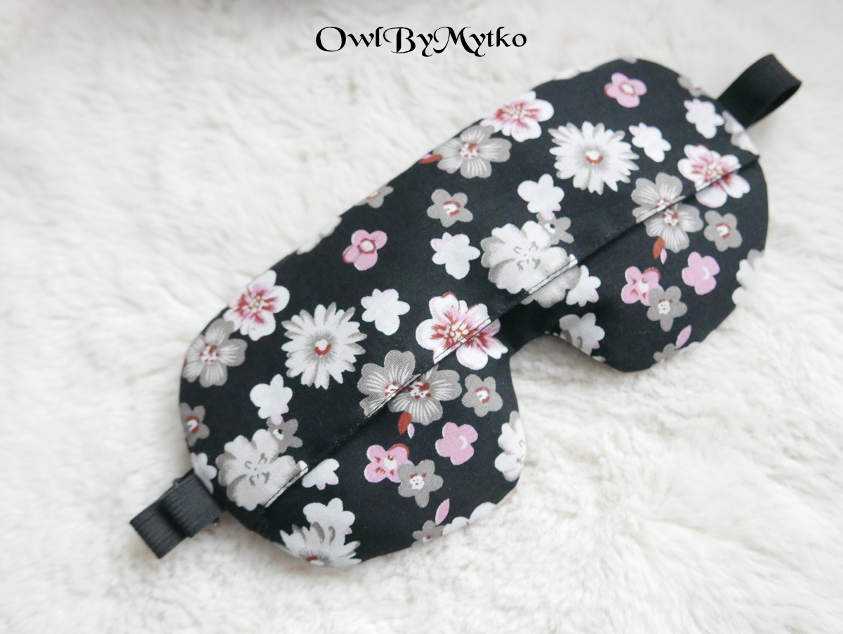 Flowers on Black Weighted Eyepatch – Washable Cover, Adjustable Sleep Mask, Aromatherapy with Lavender & Flaxseed - Image 6