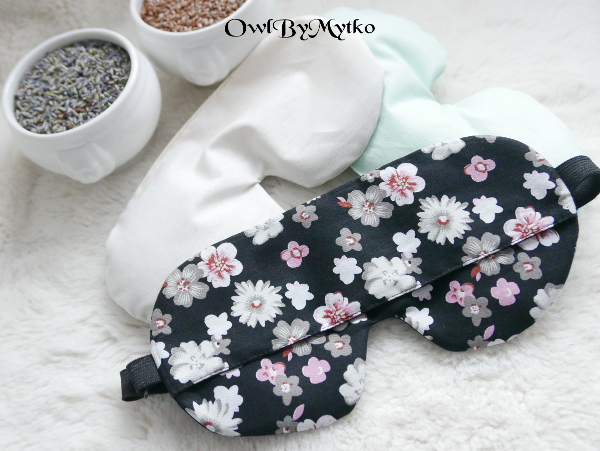 Flowers on Black Weighted Eyepatch – Washable Cover, Adjustable Sleep Mask, Aromatherapy with Lavender & Flaxseed - Image 4