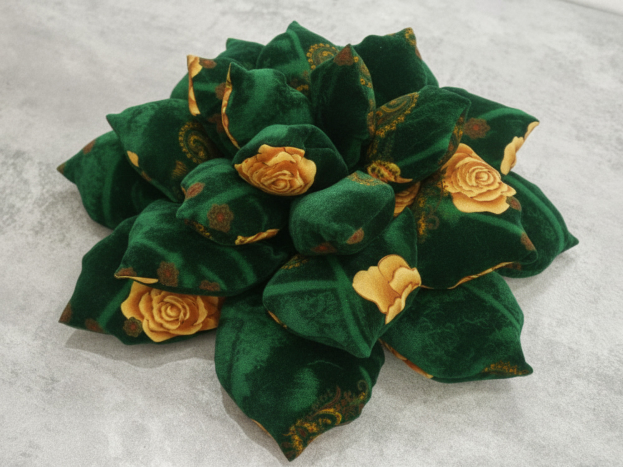 Black Succulent Cushion, Pattern PDF with templates, instant download, video on youtube - Image 5